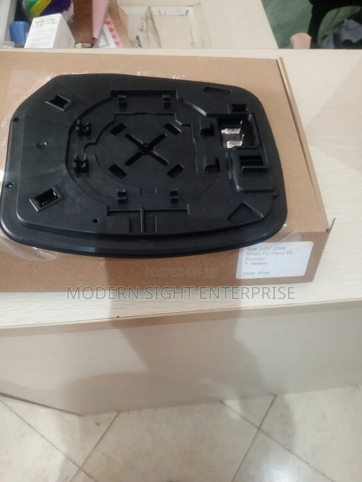 Nissan Patrol Y-62 Mirror Glass With No Sensor