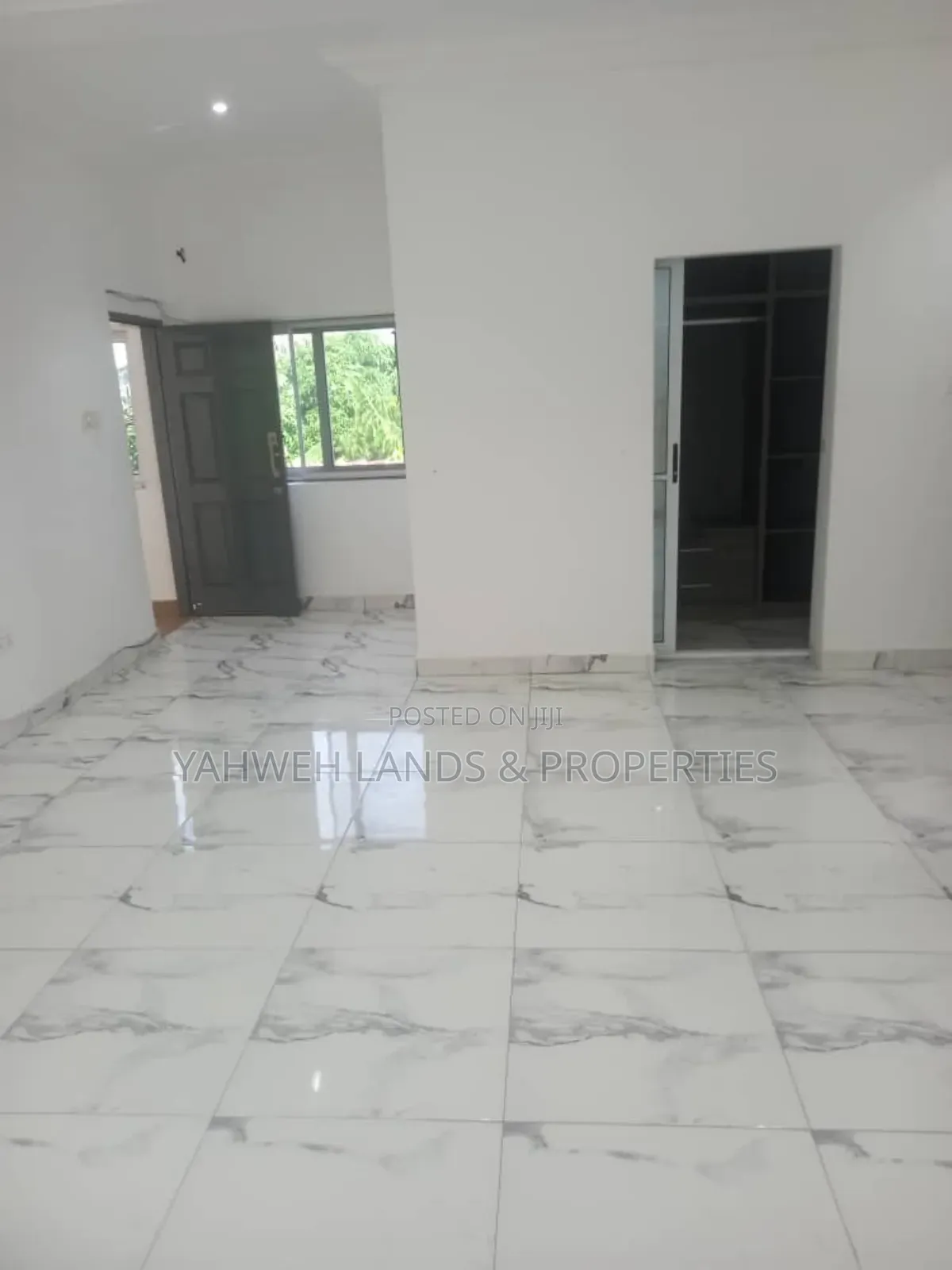 3bdrm Apartment in Spintex for rent