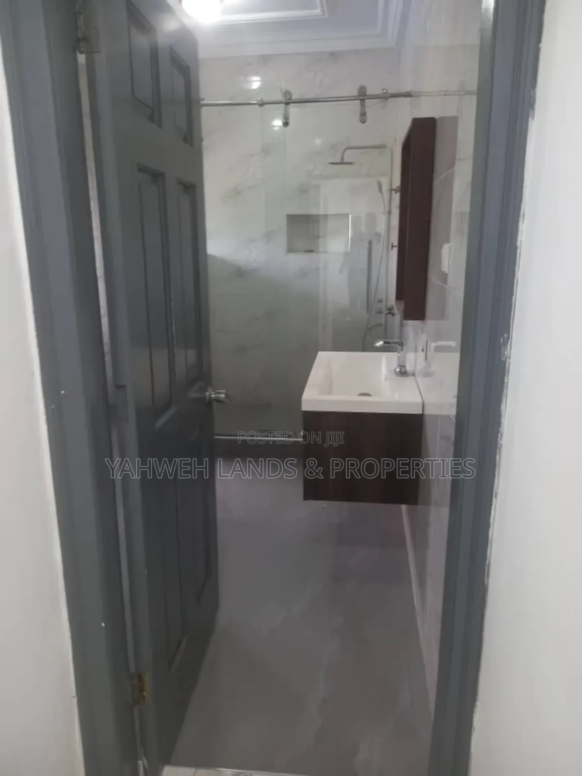 3bdrm Apartment in Spintex for rent