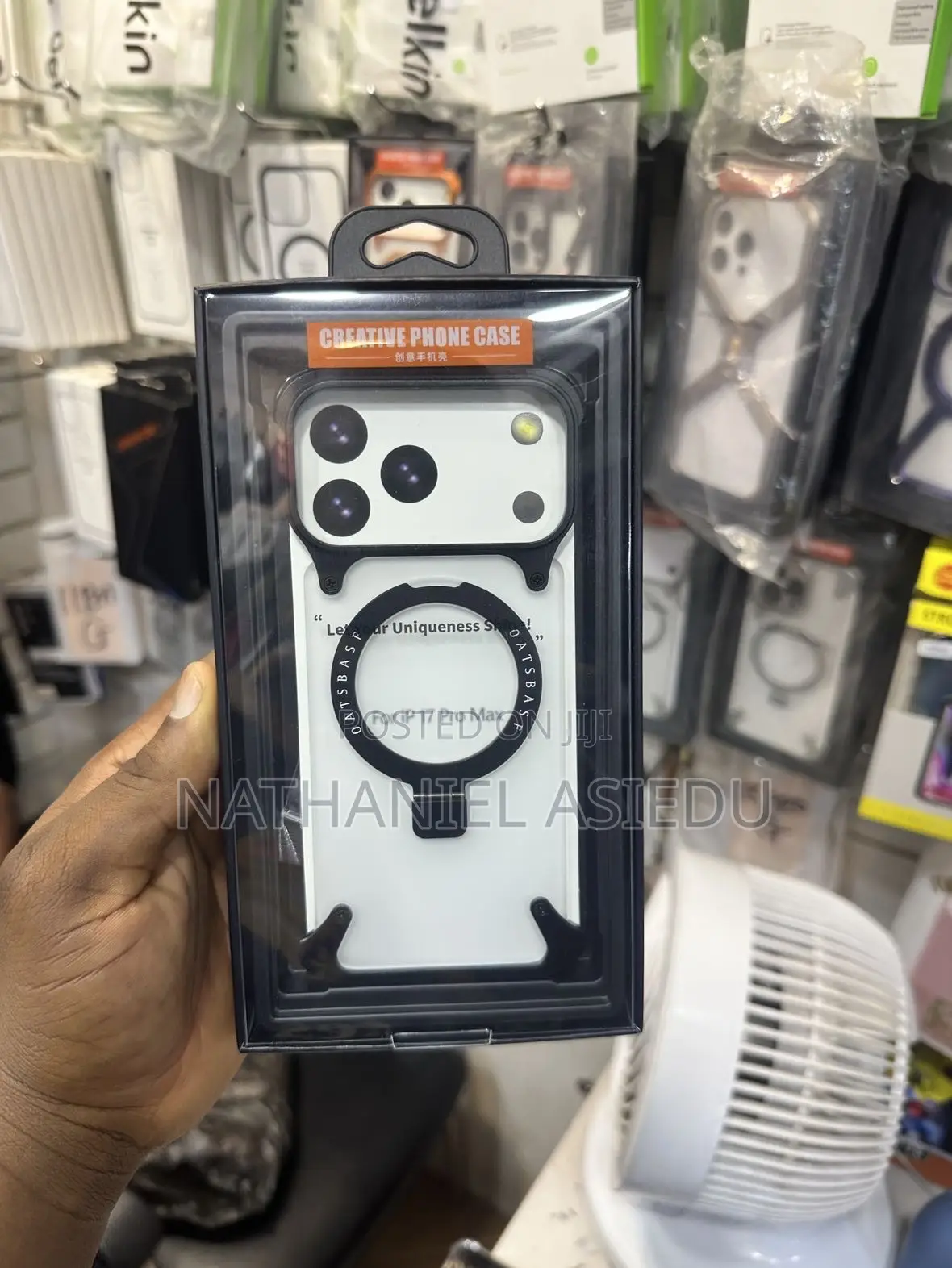Oatsbasf Z-Shaped Metal Phone Case for the iPhone 17 Pro Max.