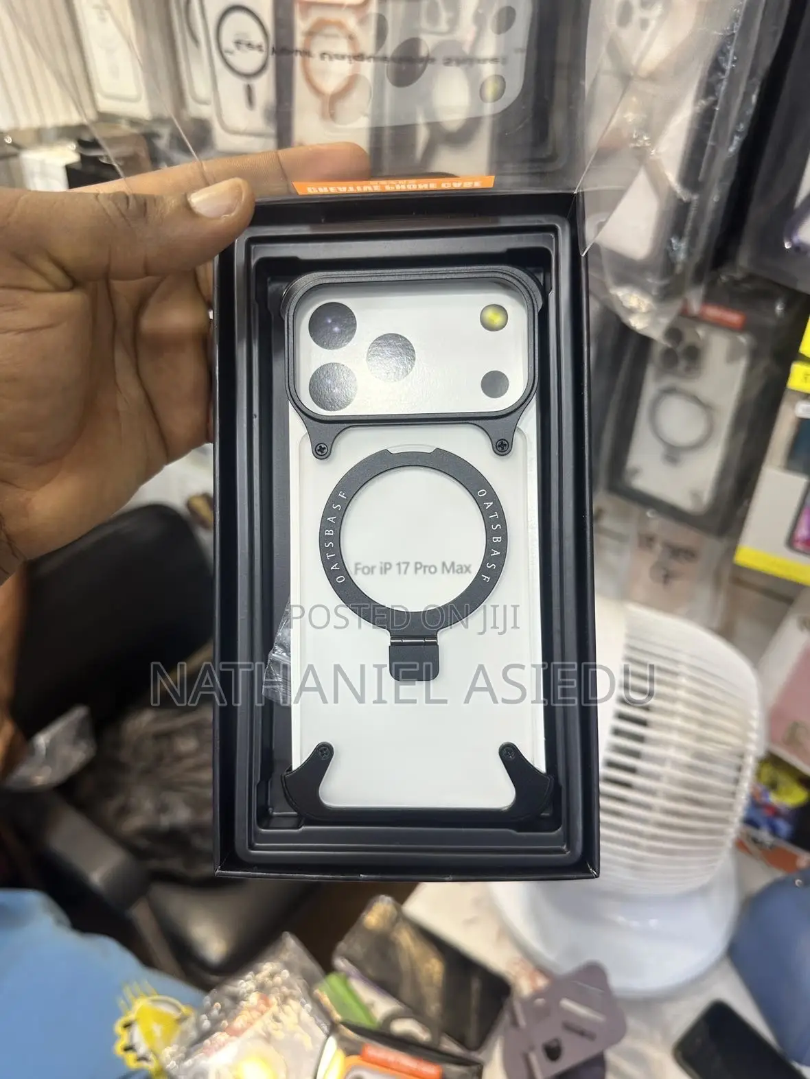 Oatsbasf Z-Shaped Metal Phone Case for the iPhone 17 Pro Max.