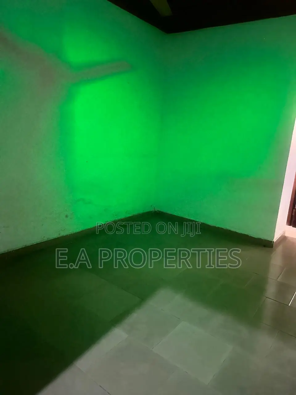 5bdrm House in E A Properties, Christian Village for sale