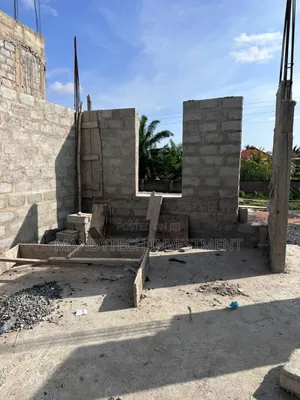Classic Uncompleted 4 Bedroom House- Adenta