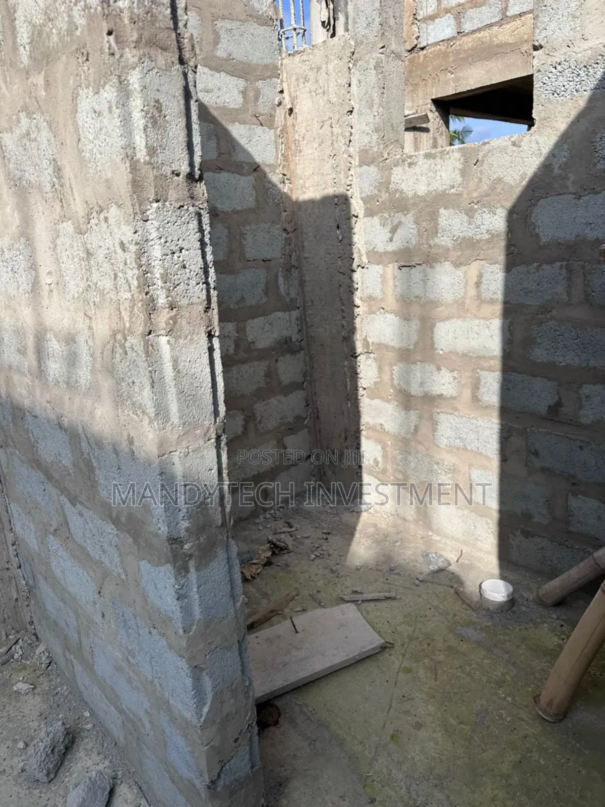 Classic Uncompleted 4 Bedroom House- Adenta