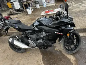Suzuki 2018 Black