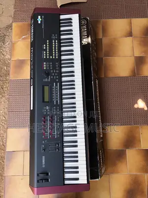 Yamaha Moxf8