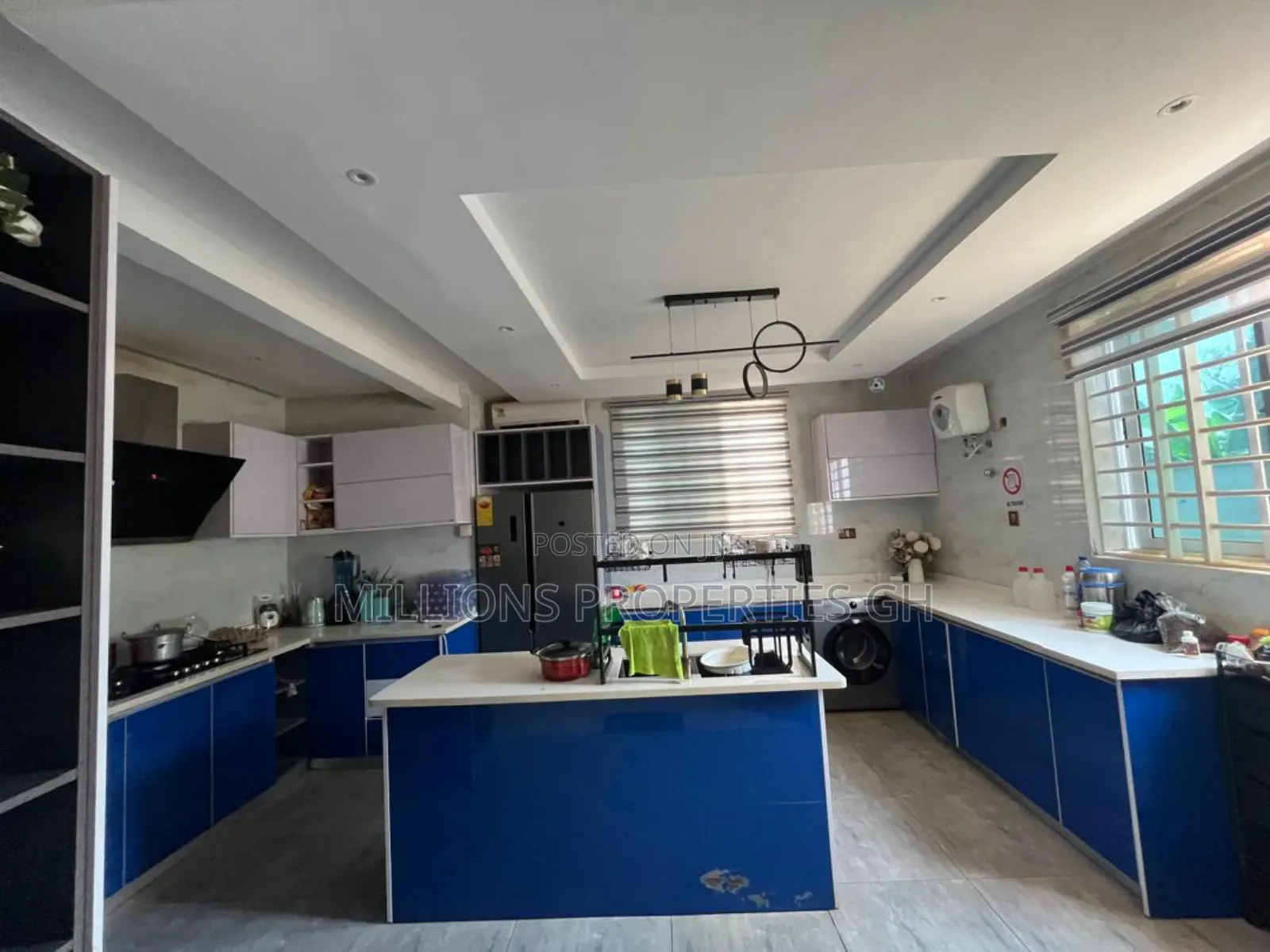 Furnished 6bdrm House in Millions Properties, Kumasi Metropolitan