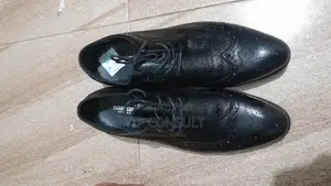 Black Shoe