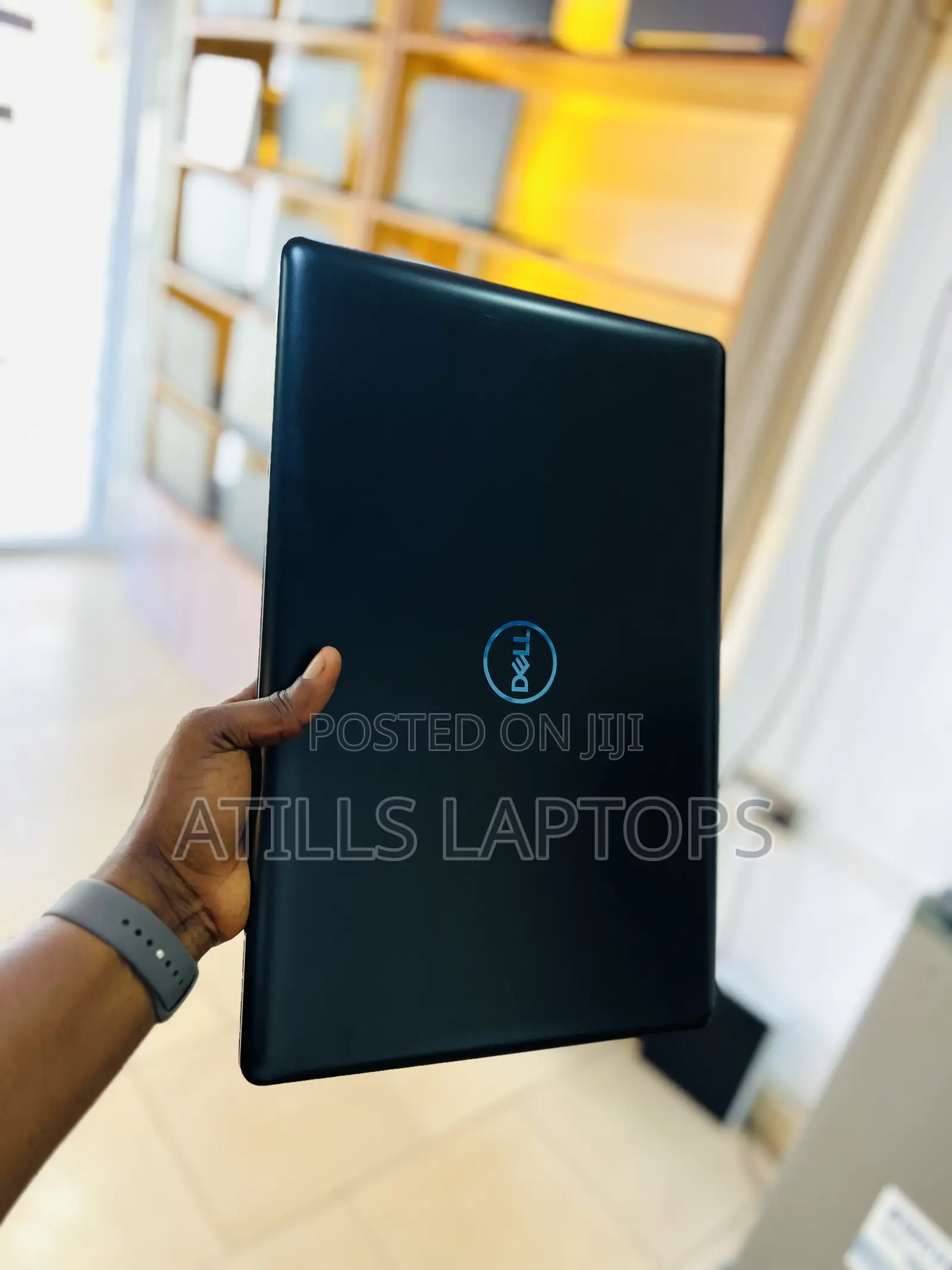 Laptop Dell G3 17 3579 16GB Intel Core I7 SSHD+SSD 1.5T