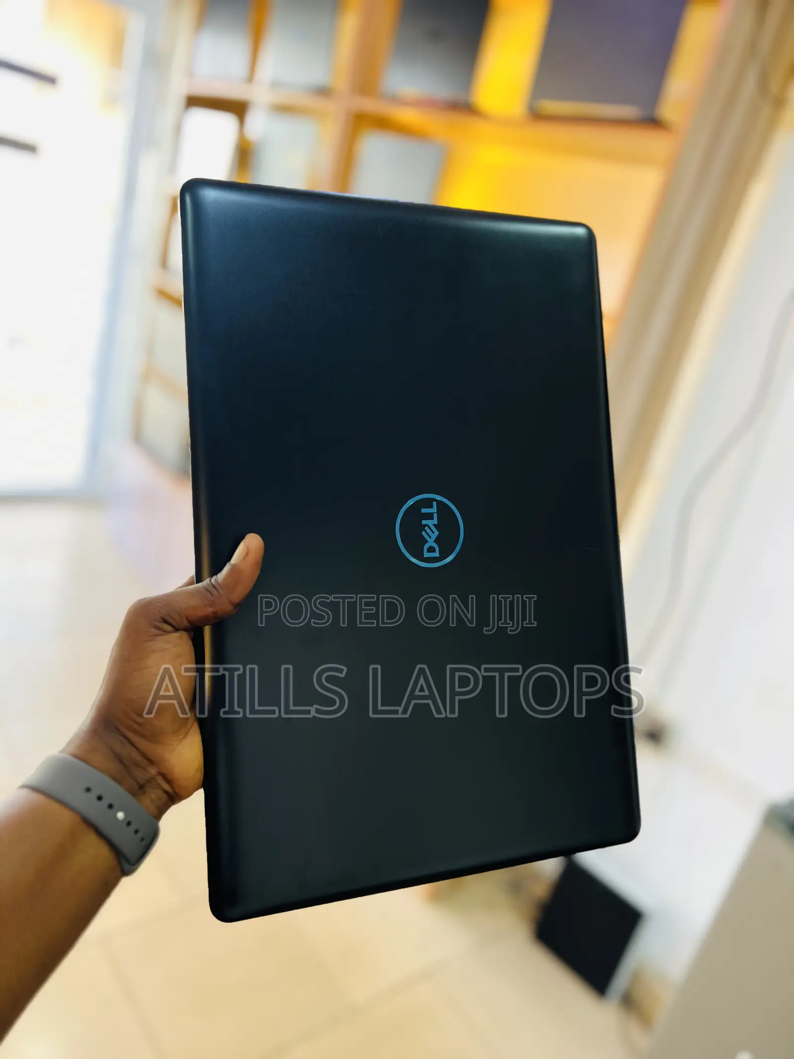 Laptop Dell G3 17 3579 16GB Intel Core I7 SSHD+SSD 1.5T