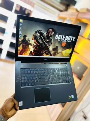Laptop Dell G3 17 3579 16GB Intel Core I7 SSHD+SSD 1.5T
