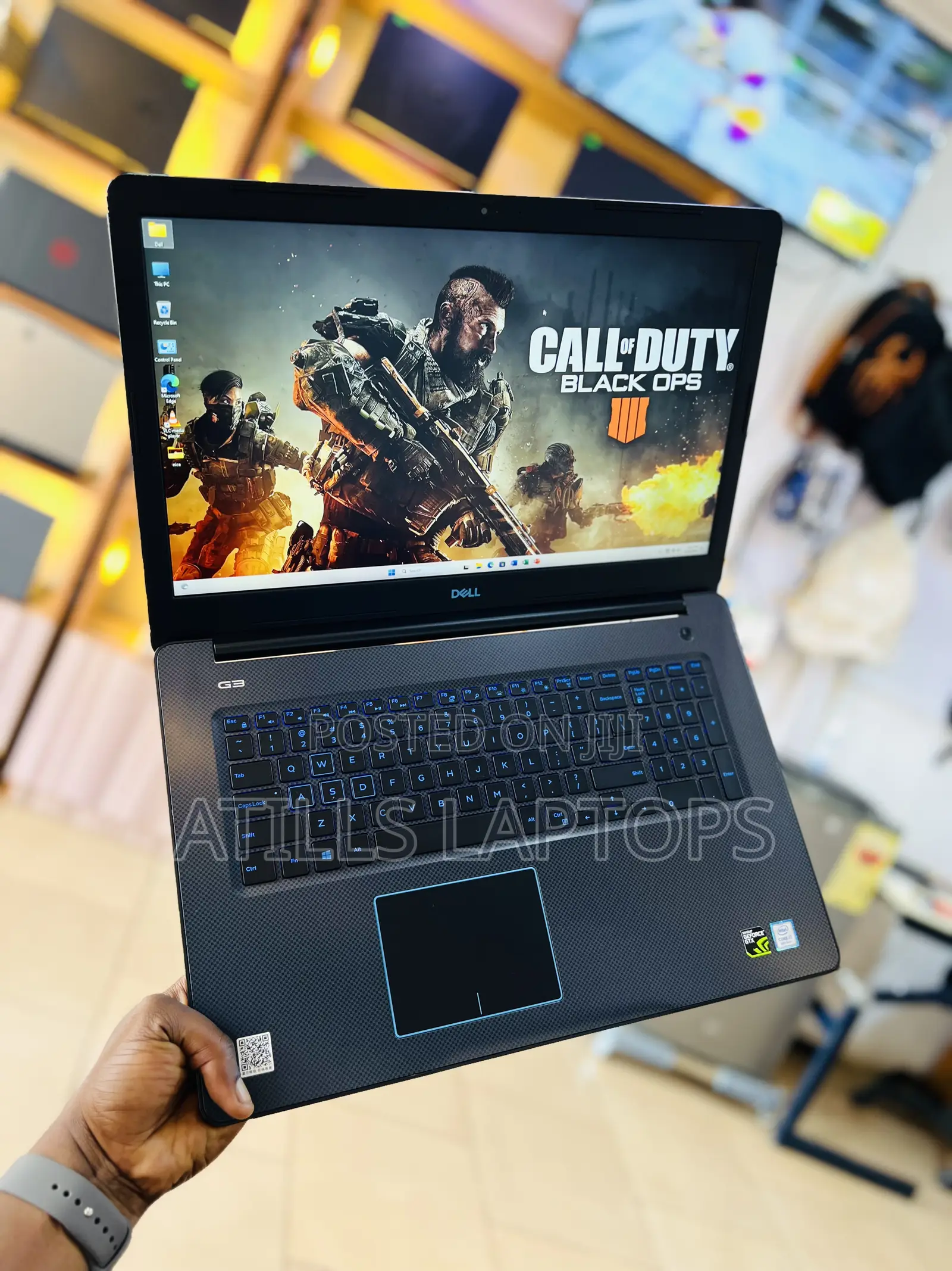 Laptop Dell G3 17 3579 16GB Intel Core I7 SSHD+SSD 1.5T