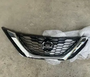 Nissan Sentra Grill / Grille 2016 2017 2018 2019