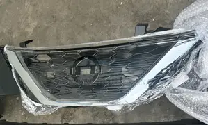 Nissan Sentra Front Bumper Grill / Shells 2016 2017 2018 2019