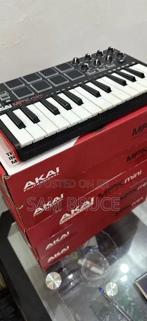 Akai Mpk Mini Keyboard