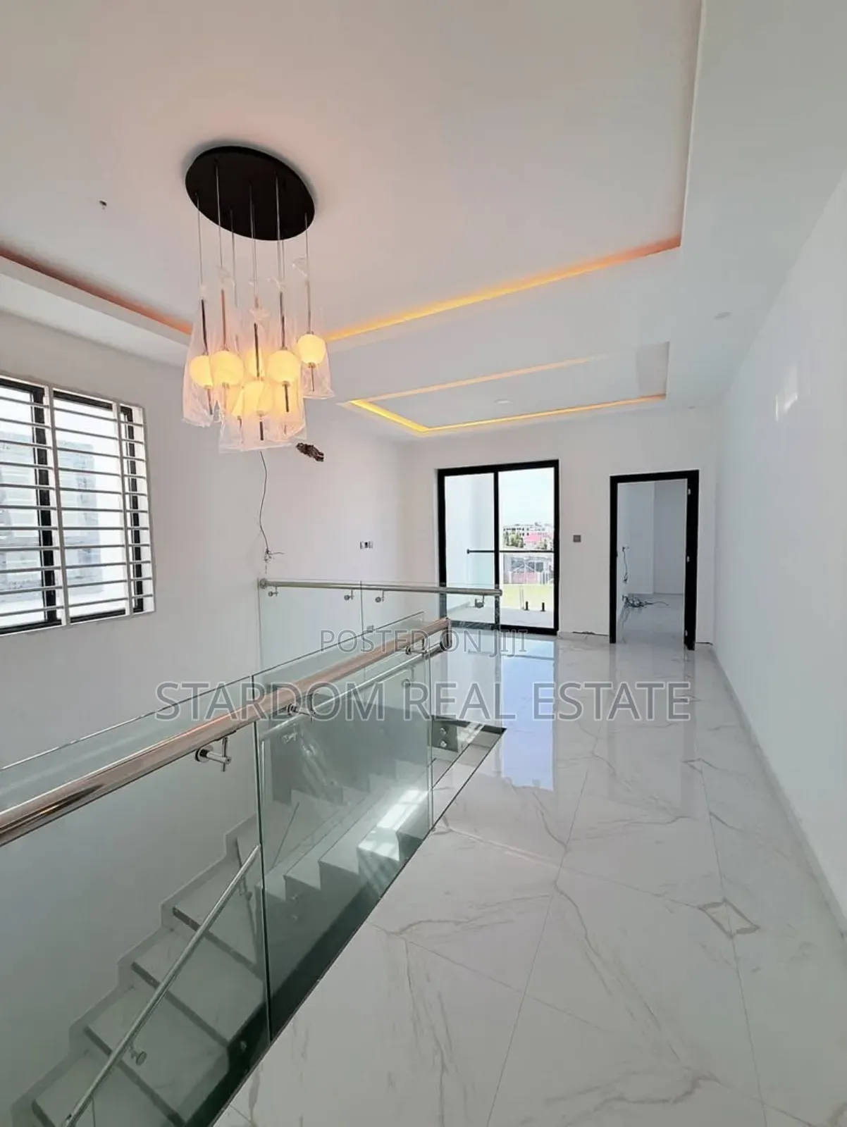 4bdrm Duplex in Sakumono for sale