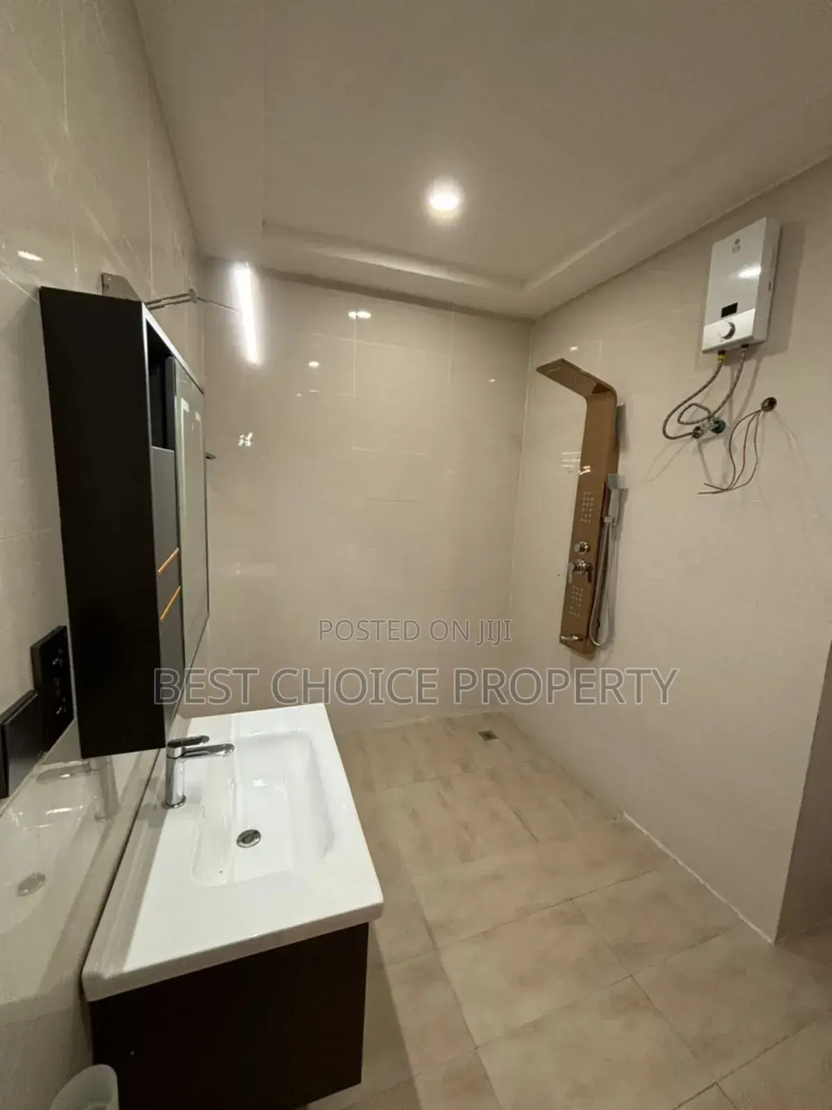 Newly Built 3 Bedroom Duplex for Rent Ashaley Botwe Lakeside Estate