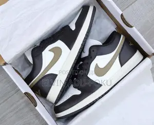 Air Jordan 1 Low Sneaker