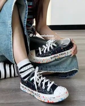 Converse Short Love Fearless Sneaker
