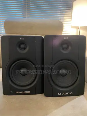 M-Audio Bx5 D2 5" Active 2-Way Studio Monitor Speakers.