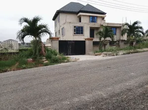 5bdrm House in Brother K Estate, Kumasi Metropolitan for sale