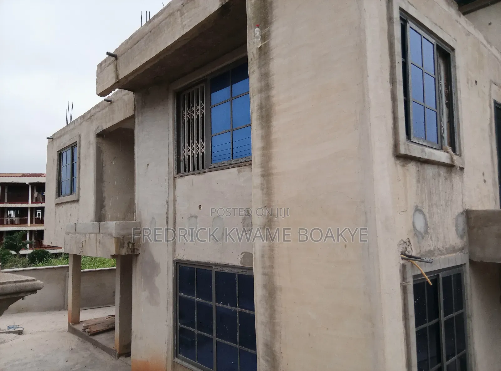 5bdrm House in Brother K Estate, Kumasi Metropolitan for sale