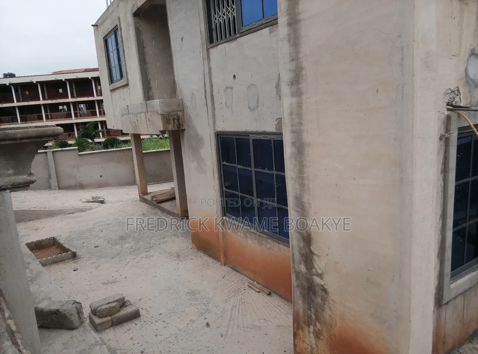 5bdrm House in Brother K Estate, Kumasi Metropolitan for sale