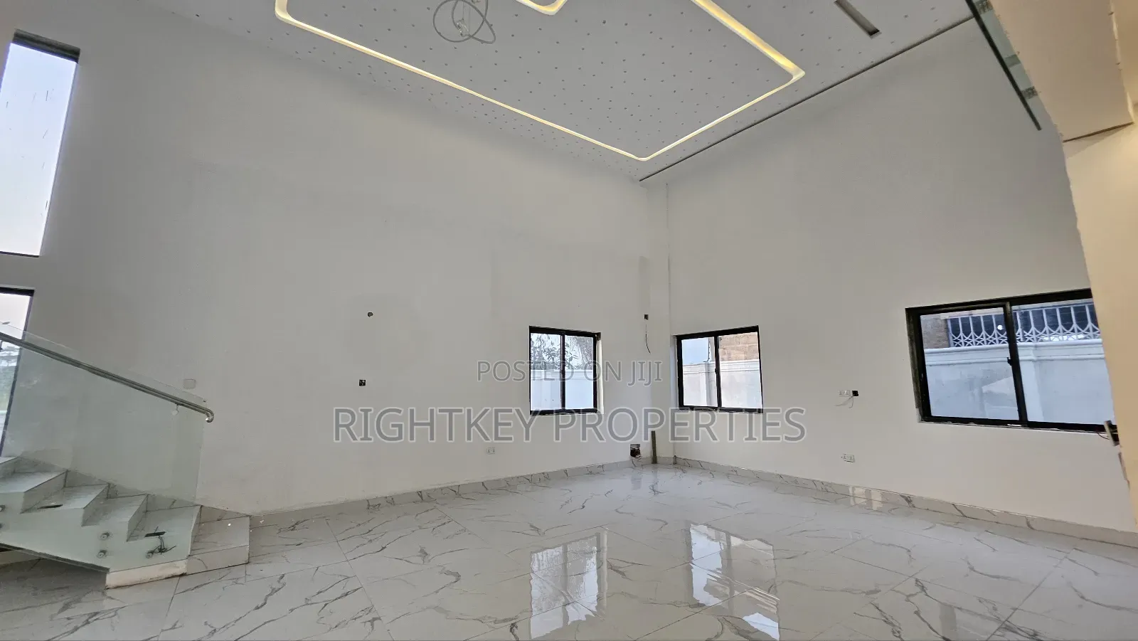 5bdrm Mansion in Rightkey, Kumasi Metropolitan for sale