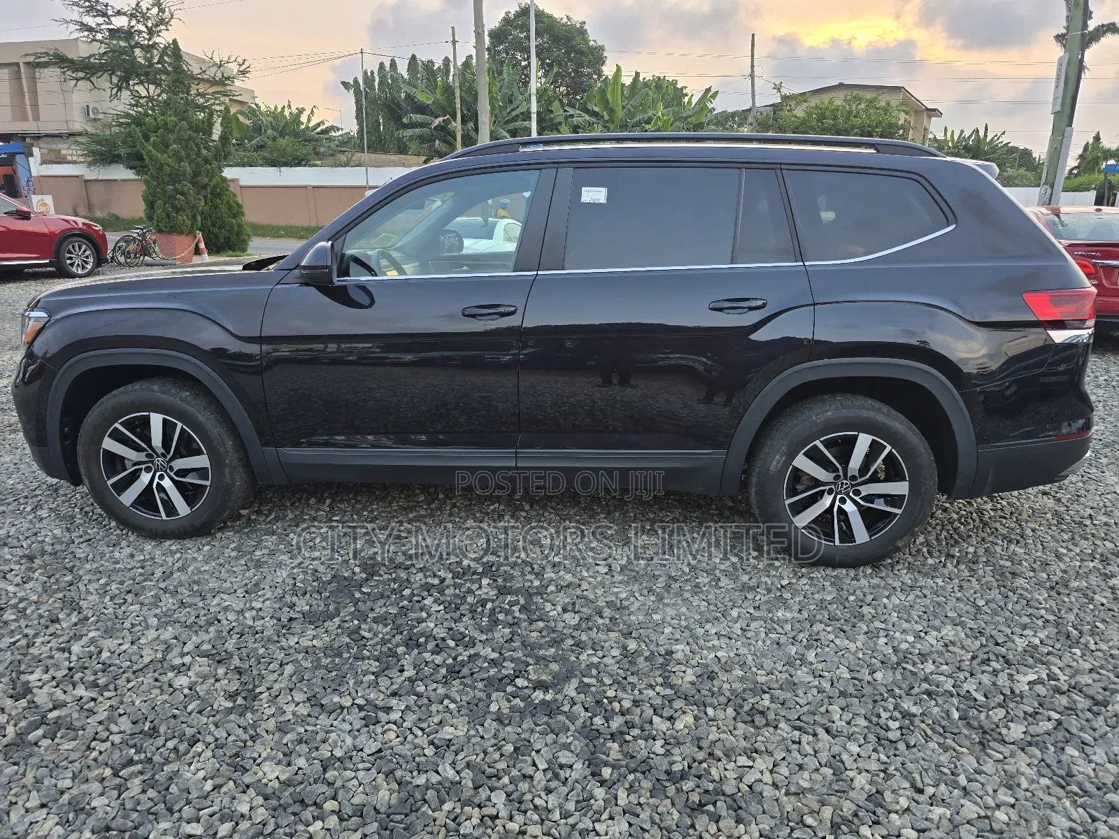 Volkswagen Atlas 2.0T SE 2021 Black