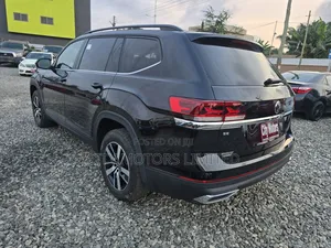 Volkswagen Atlas 2.0T SE 2021 Black