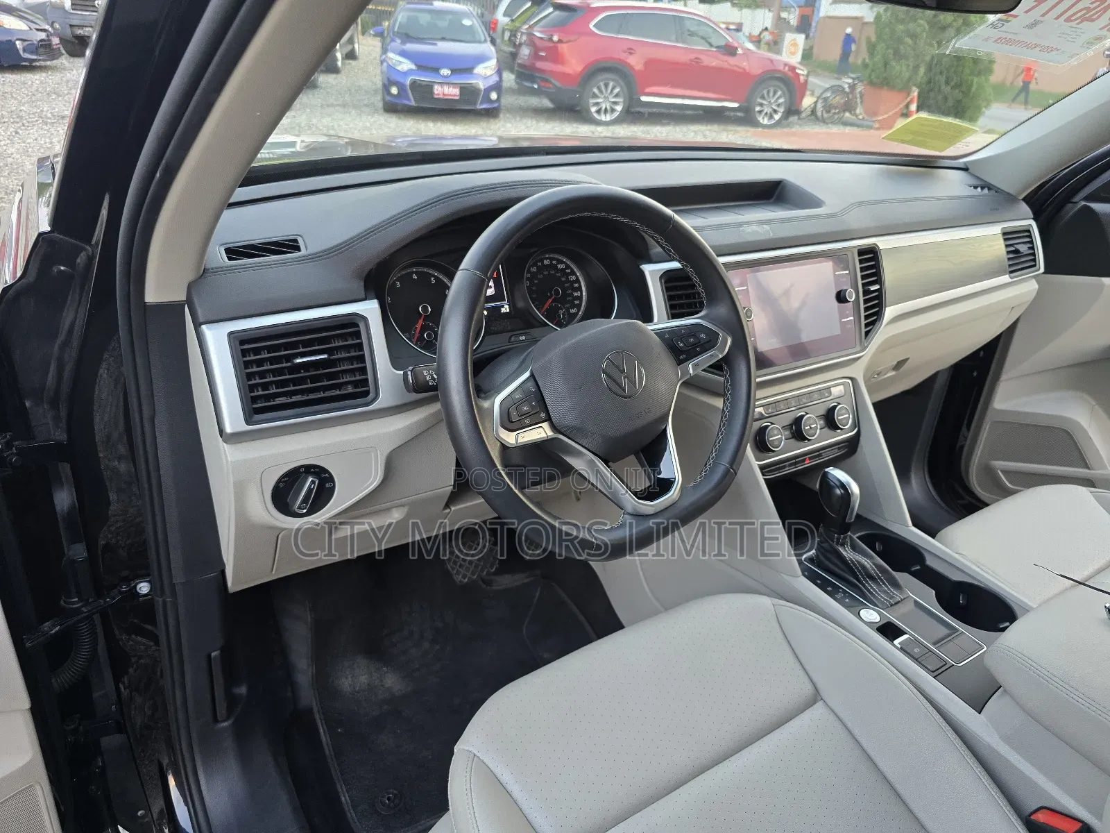 Volkswagen Atlas 2.0T SE 2021 Black