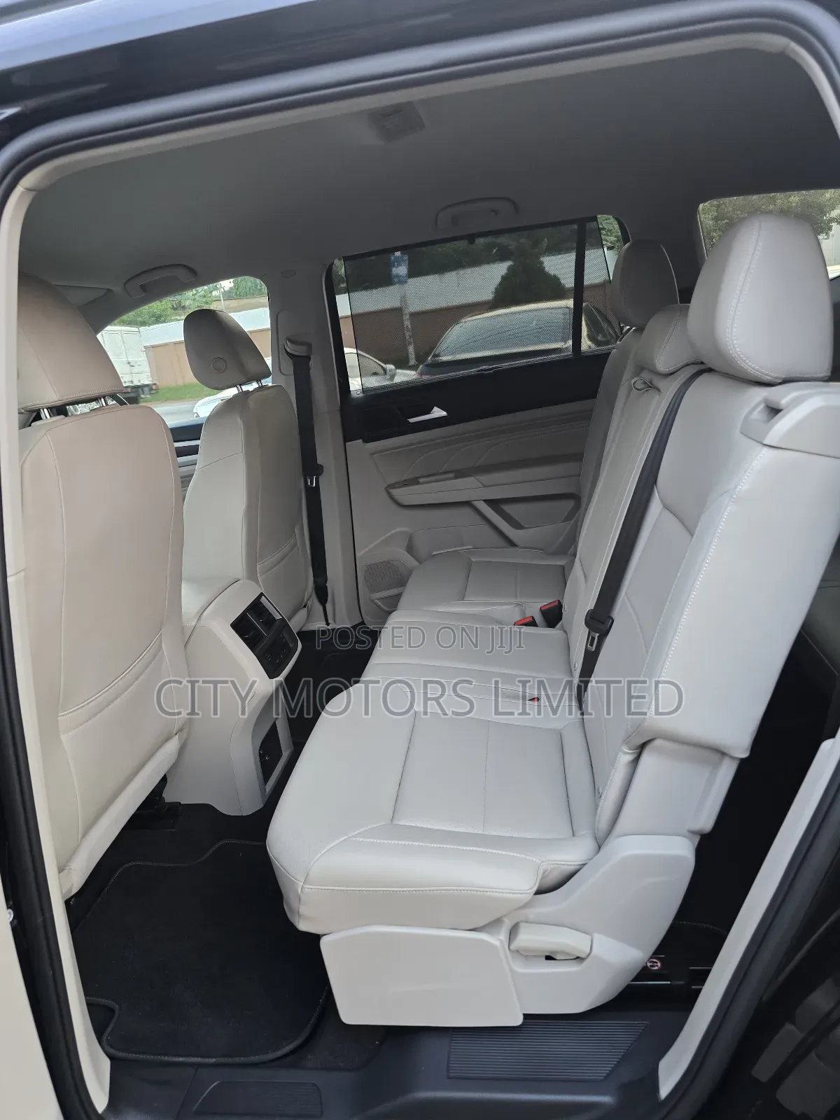 Volkswagen Atlas 2.0T SE 2021 Black