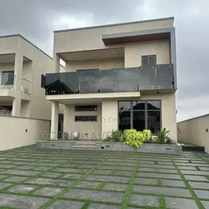4bdrm House in Lakeside Estate for sale