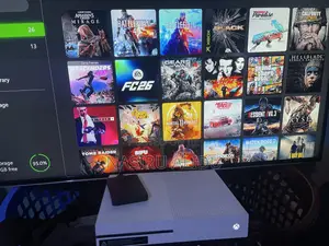 Xbox One S 1tb With 20 Plus Games From Home Use