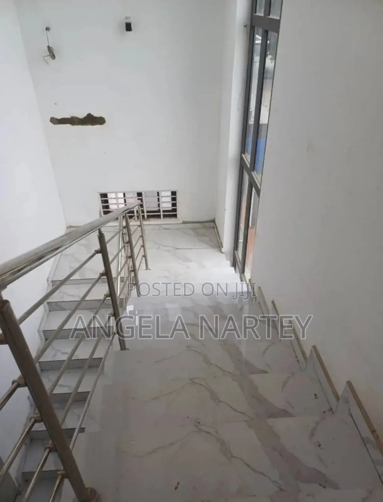 5bdrm House in Achimota for sale