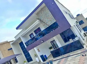 5bdrm House in Pokuase Acp for sale