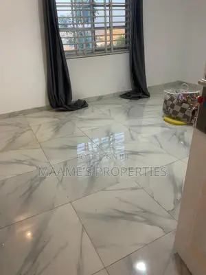 4bdrm Duplex in Tema Metropolitan for sale