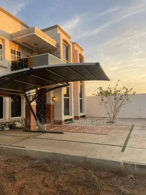 4bdrm Duplex in Tema Metropolitan for sale