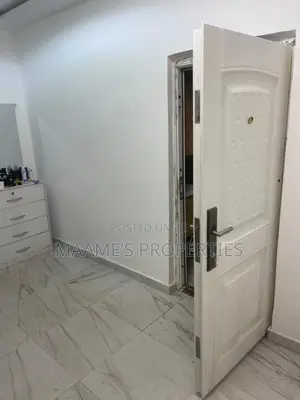 4bdrm Duplex in Tema Metropolitan for sale