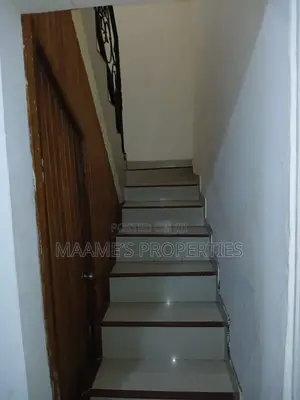 6bdrm House in Dome for sale