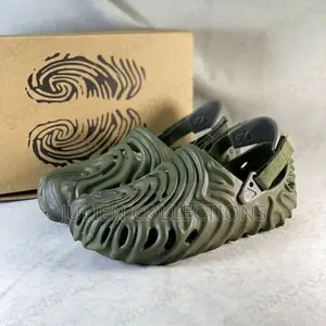 Crocs Pollex Clog Og Army Green Cream and Black