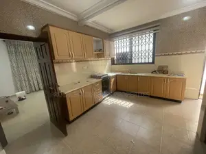 4bdrm House in Luxelooks Properties, East Legon for rent