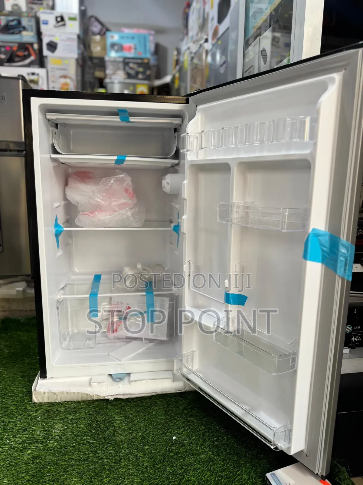 90ltr Pearl Table Top Fridge