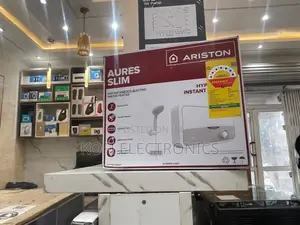 Ariston Aures Slim Instant Heat Masterpiece