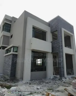 Well-Constructed Buildings