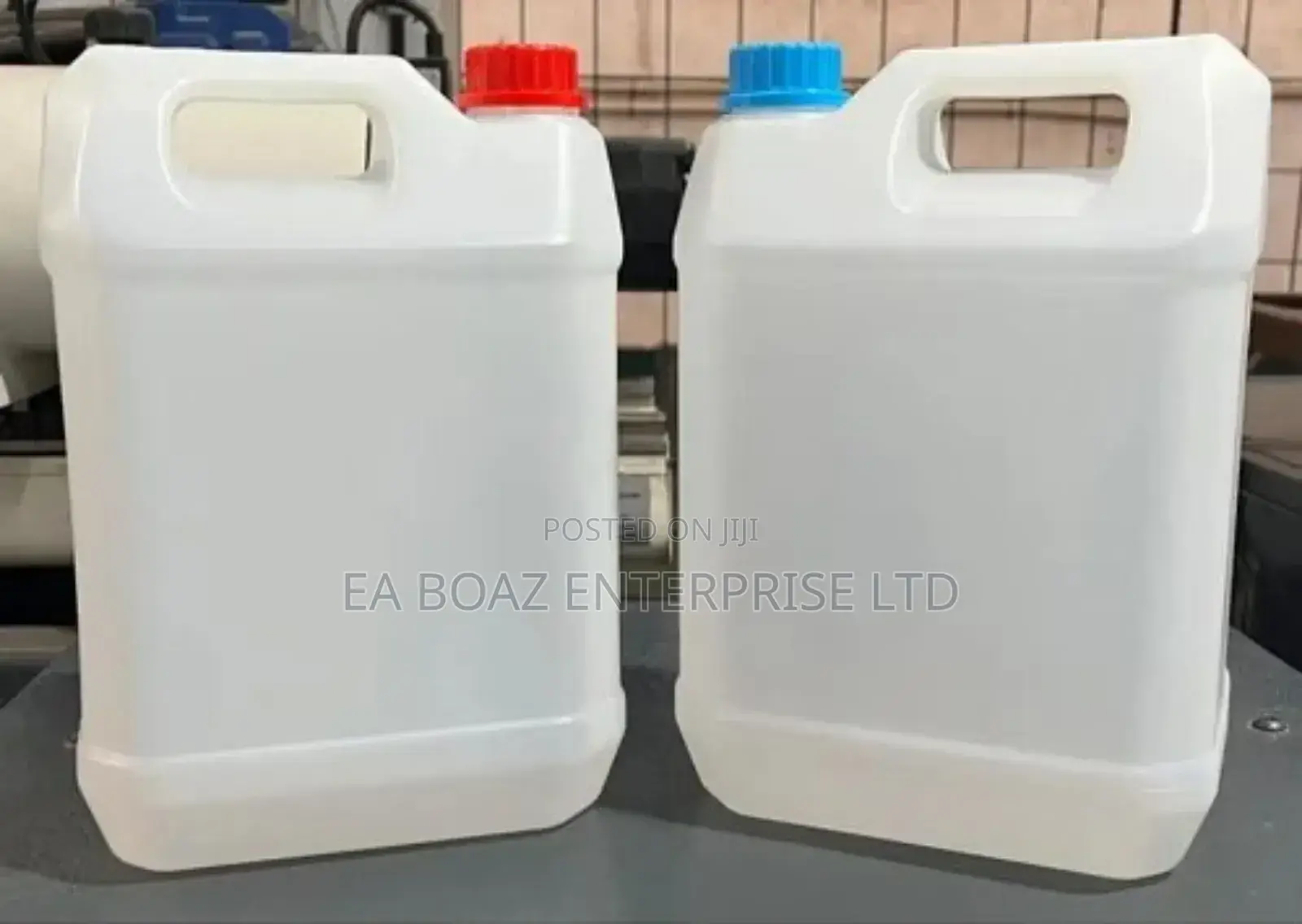 Wholesale 4.5l Hpde Plastic Jerry Can Bottle White ,10pcs