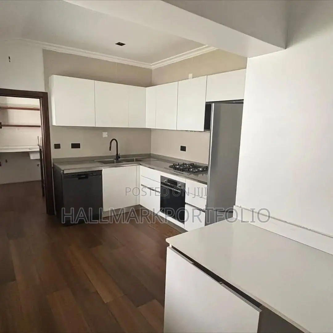 4bdrm House in Cantonment, Cantonments for rent