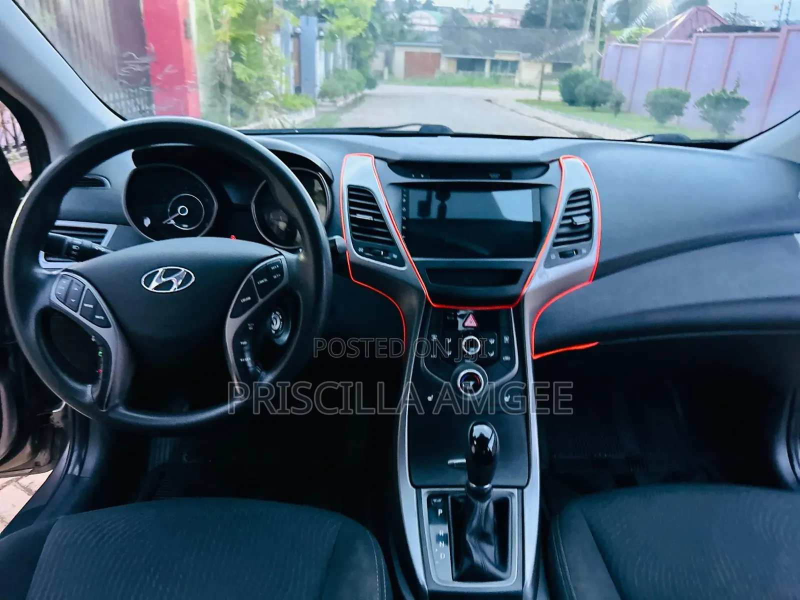 Hyundai Elantra 2015 Gold