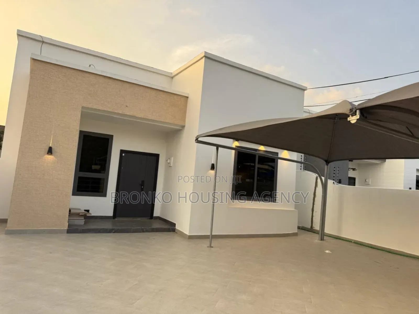 3bdrm House in Bronko Housing, Coca Cola for rent