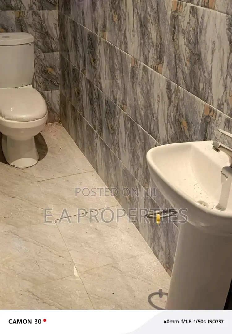2bdrm Apartment in E A Propertied, Malejor for rent